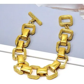 Náramek Dámský masivní náramek na americké zapínání 1