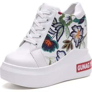 Dámské tenisky Dámské kotníkové boty s květinami J1102 bílá 36