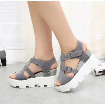 Dámská obuv Dámské sandály Evelyn šedá 35