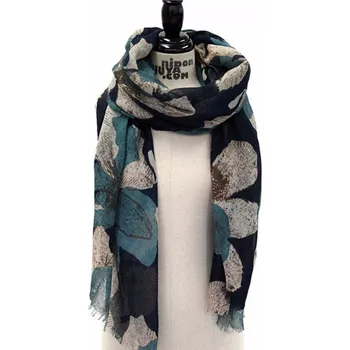 Šála Dámská bavlněná šála s květinami J1660 černá