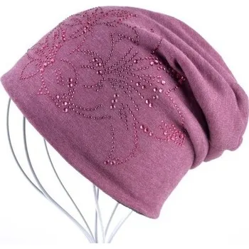 Čepice Dámská čepice s květinami J2320 červená