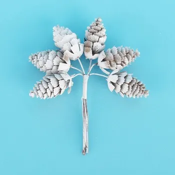 Vánoční dekorace Dekorativní svazek umělých šišek