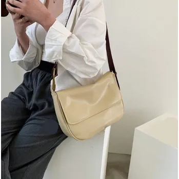 Kabelka Dámská kožená kabelka M1318 khaki