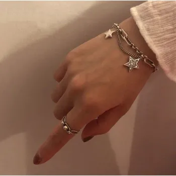 Náramek Dámský náramek s hvězdami P202