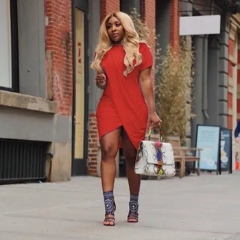 Dámské šaty Asymetrické šaty Emma červená S