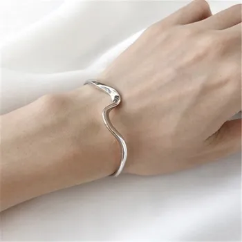 Náramek Dámský otevřený náramek H92 stříbrná