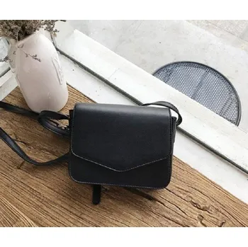 Kabelka Dámská crossbody kabelka M1416 černá