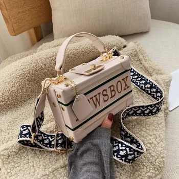 Kabelka Dámská crossbody kabelka M1355 bílá