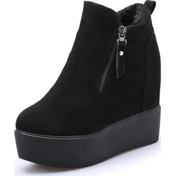 Dámské tenisky Dámské zimní kotníkové boty na platformě - Černé 37