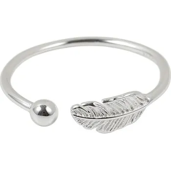 Prsten Dámský prstýnek s pírkem