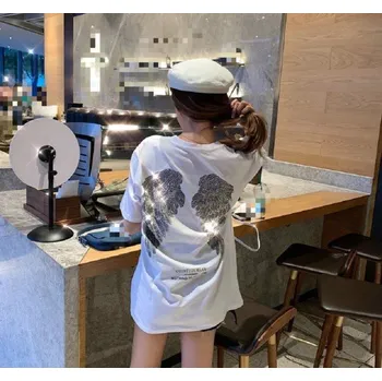 Dámské tričko s ozdobnými křídly bílá XXL