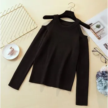 Dámský svetr Dámský svetr s vykrojenými rameny černá