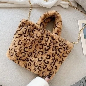 Kabelka Dámská kabelka z umělé kožešiny M718 3