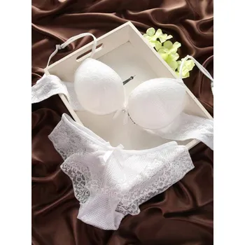 Souprava dámského spodního prádla Dámský sexy set kalhotek a podprsenky bílá 80C