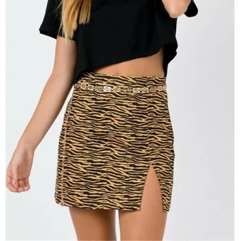 Dámská sukně Dámská mini sukně se zvířecím vzorem XS 3