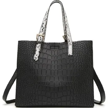 Kabelka Dámská kožená kabelka M1006