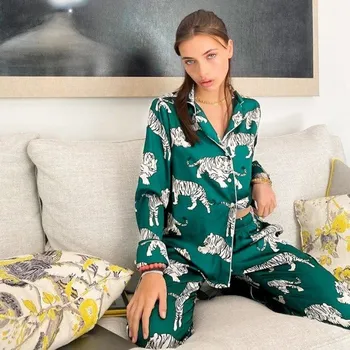 Dámské pyžamo Dámské pyžamo P3005 L