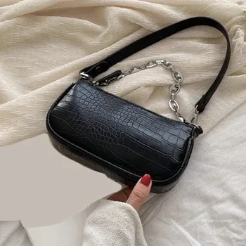 Kabelka Dámská kabelka s hadím vzorem M726 černá