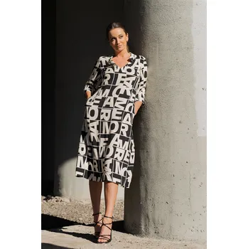 Dámské šaty ŠATY AXELLO 38044 Velikost: 38