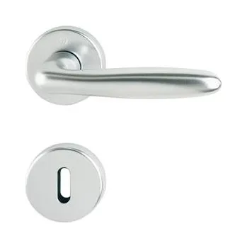 Kliková sada VERONA na rozetě BB, tl. dveří 37–47 mm, stříbrný elox