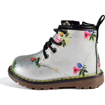 Dívčí holínky Dívčí kotníkové boty Angela stříbrná 20,5