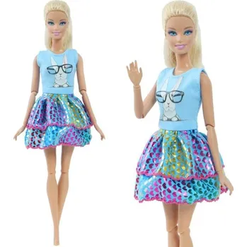 Doplněk pro panenku Šaty pro Barbie A22