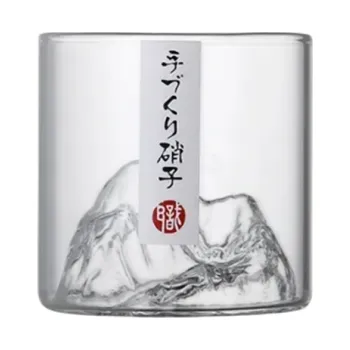 Sklenice Sklenice na whiskey 150 ml 7,3 x 6,8 cm Japonská sklenička s 3D modelem hory uvnitř Skleněná dekorativní sklenka na whisky, bourbon, likéry průhledná