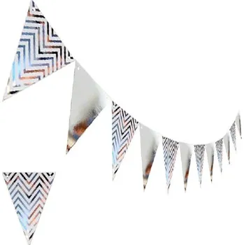 Karnevalový doplněk Girlanda s praporky 1