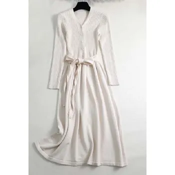 Dámské šaty Dlouhé úpletové šaty béžova