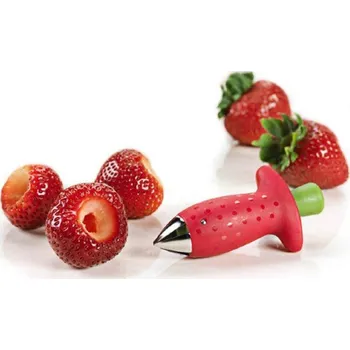 Praktický vykrajovač na jahody