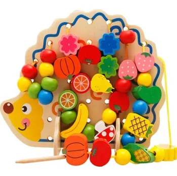 Hračka pro nejmenší Provlékací hračka ježek