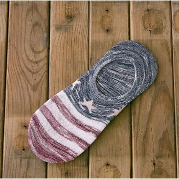 Pánské ponožky Pánské krátké ponožky s pruhy a hvězdami červená