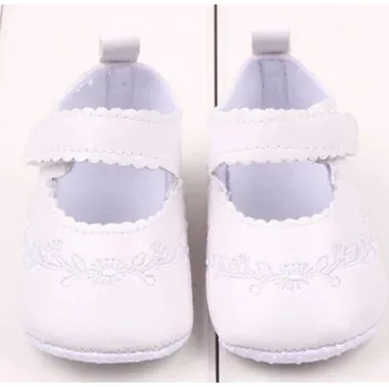 Dívčí bačkory Dívčí kožené capáčky Camila bílá 6-9 měsíců