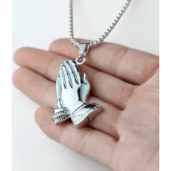 Náhrdelník Náhrdelník s přívěskem ruce stříbrná