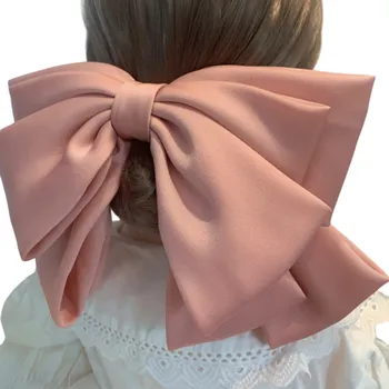 Velká dvojitá saténová mašle do vlasů Skřipec na vlasy Elegantní vlasový doplněk Luxusní mašle do účesu Stylová ozdoba do vlasů růžová