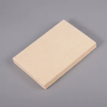 Vlněná stěrka na okna aut