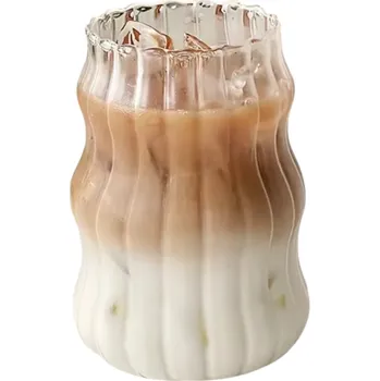 Sklenice Tepelně odolná vlnitá sklenice 530 ml Průhledné borosilikátové sklo Designová sklenice bez ucha na kávu, čaj, nápoje, espresso