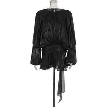 Dámské šaty Krátké šaty s balónovými rukávy a vázáním u krku Volánová sukně se zavinovacím efektem Lehký splývavý materiál Elegantní minišaty černá L