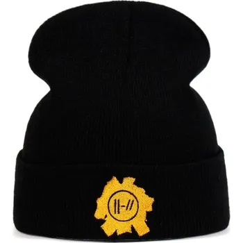 Čepice Unisex zimní čepice s potiskem černá