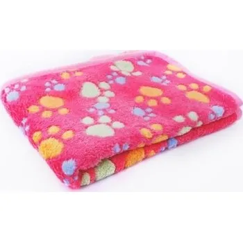 Pelíšek pro psa Měkká deka pro psy s potiskem tlapek růžová 25 cm x 25 cm