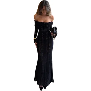 Dámské šaty Dlouhé černé krajkové šaty s odhalenými rameny a dlouhými rukávy Průhledné šaty v romantickém stylu se šněrováním a rozšířenými rukávy Elegantní design XS