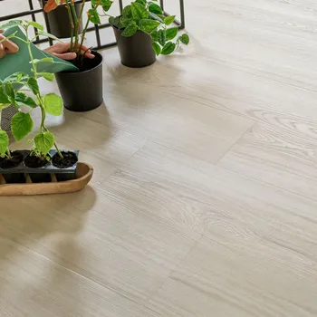 vinylová podlaha Arbiton WOODRIC EIR Click Dub Eldborg CWS 204 .