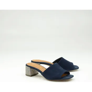 Dámské žabky Dámské nazouváky Tamaris 1-27204-42 807 navy suede Velikost: 35