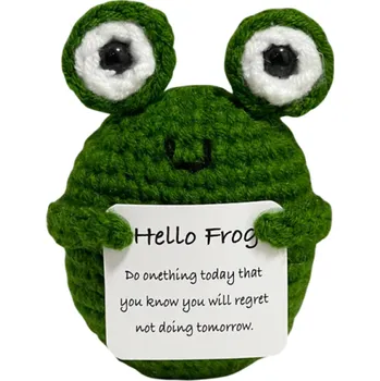 Háčkovaná žába s pozitivním poselstvím Ručně vyrobená žabka s nápisem pro štěstí Dekorace pro radost Dárek pro duševní pohodu zelená