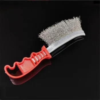 Pomůcka pro obuv a oblečení Kovový čistící kartáč 2