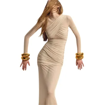 Dámské šaty Dlouhé průhledné šaty s asymetrickým řasením Průsvitný rukáv a efekt vrstvení Přiléhavý střih Elegantní večerní šaty pro odvážné ženy béžova L