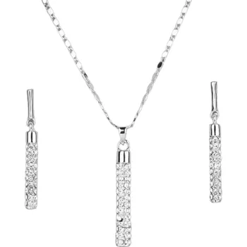 Náhrdelník Dámská sada náhrdelník a náušnice s umělými diamanty stříbrná