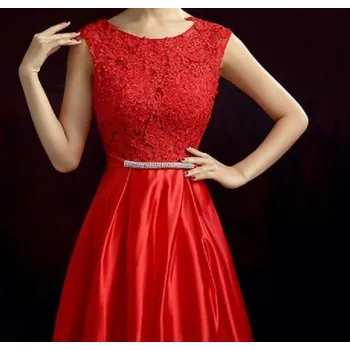 Dámské oblečení Plesové šaty L červené