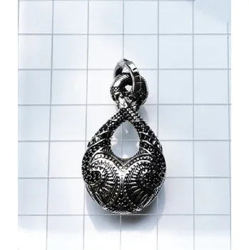 Přívěsek Přívěsek D581