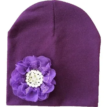 Čepice Dívčí čepice s květinou fialová